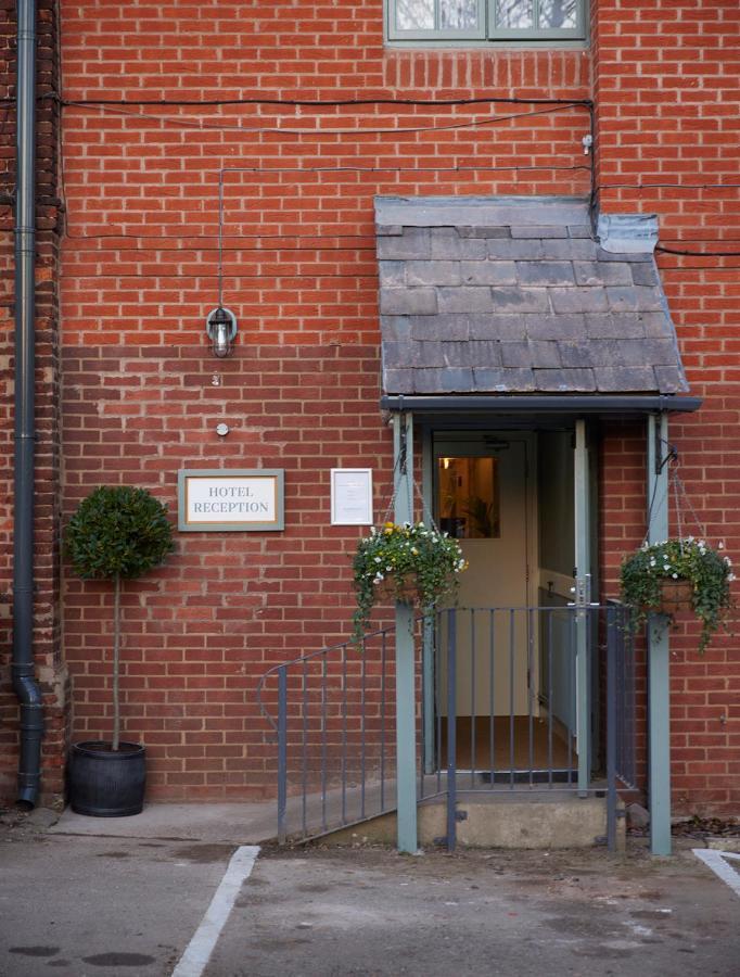 Castle Hotel By Chef & Brewer Collection Leicester Exterior photo